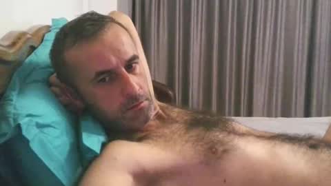 Snapshot of stevenpit chatting on 10/01/25, 05:24 stevenpit online show from 10/01/25, 05:24