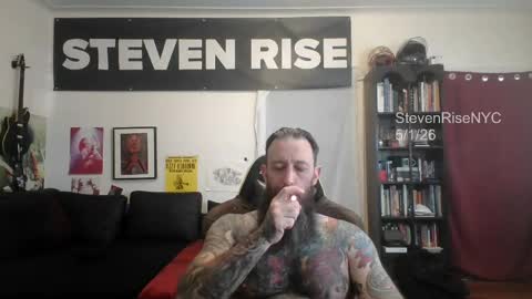 Snapshot of stevenrisenyc chatting on 05/01/26, 06:34 StevenRiseNYC online show from 05/01/26, 06:34
