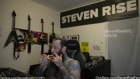 Snapshot of stevenrisenyc chatting on 05/27/26, 01:57 StevenRiseNYC online show from 05/27/26, 01:57