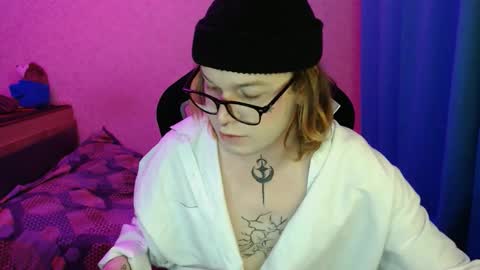 Snapshot of stevenspirs chatting on 11/07/25, 04:07 Steve online show from 11/07/25, 04:07