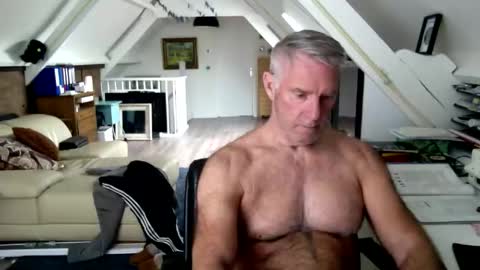 stevetwo online show from 05/04/26, 11:39