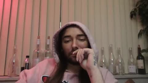 Snapshot of stevey_94 chatting on 12/05/24, 01:47 gay tease online show from 12/05/24, 01:47