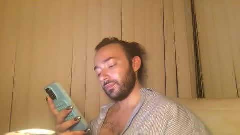 Snapshot of stevey_94 chatting on 09/27/25, 11:32 gay tease online show from 09/27/25, 11:32