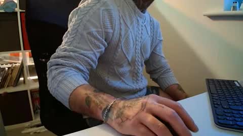 Snapshot of stevie_rae chatting on 11/13/25, 04:17 stevie_rae online show from 11/13/25, 04:17