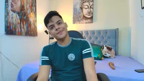 Snapshot of stewart_mateo_ chatting on 09/13/25, 03:06 stewart online show from 09/13/25, 03:06