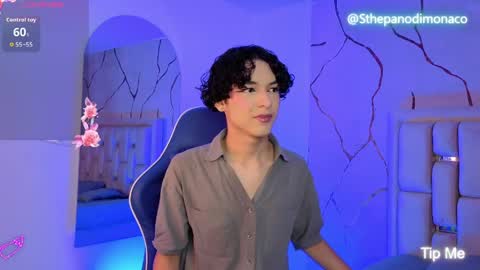 Snapshot of sthepanodimonaco chatting on 04/28/26, 03:44 Sthepano online show from 04/28/26, 03:44