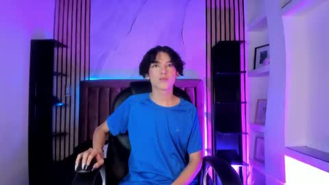 Snapshot of sthepanodimonaco chatting on 05/05/26, 03:47 Sthepano online show from 05/05/26, 03:47
