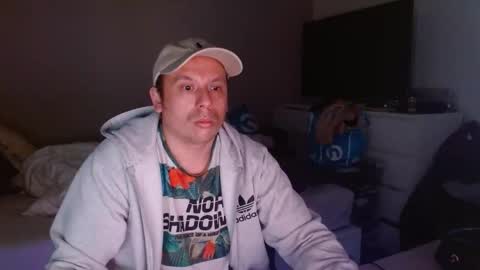 Snapshot of stiffmeister94 chatting on 02/08/26, 11:46 Axel online show from 02/08/26, 11:46
