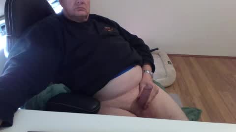 Snapshot of stiffyman55 chatting on 07/28/26, 03:46 stiffyman55 online show from 07/28/26, 03:46