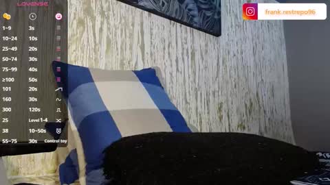 Snapshot of stift_milarc chatting on 11/06/25, 01:28 I am Estiben online show from 11/06/25, 01:28