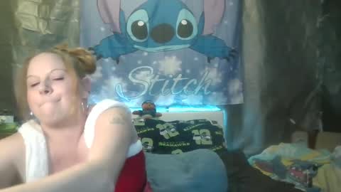 Snapshot of stitchsunshine85 chatting on 12/02/24, 07:25 Tasha and Drew online show from 12/02/24, 07:25