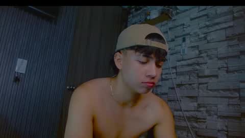 stiven leal online show from 01/10/26, 06:53