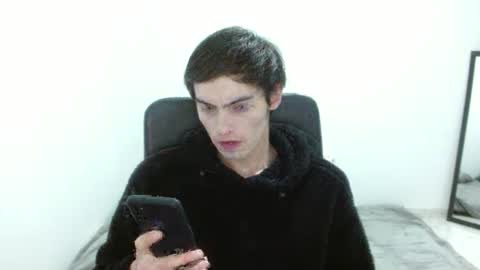 stiv_grant online show from 01/05/26, 10:46