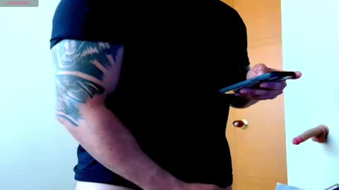stiven253958 online show from 05/29/26, 04:49