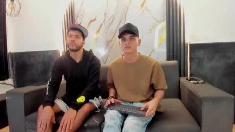 friends online show from 02/05/26, 05:01