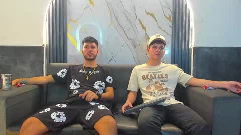 friends online show from 03/16/26, 05:44