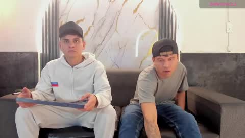 friends online show from 04/02/26, 04:10