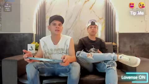 friends online show from 05/01/26, 04:17
