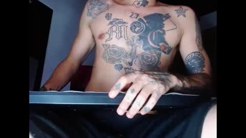 stiven online show from 01/11/25, 03:55