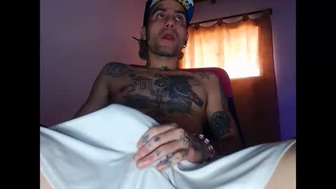 stiven online show from 02/15/25, 04:23