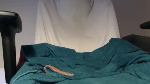 stivglatpik online show from 10/26/25, 08:37