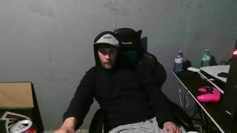 Snapshot of stonedpanda77 chatting on 12/05/24, 04:53 stonedpanda77 online show from 12/05/24, 04:53