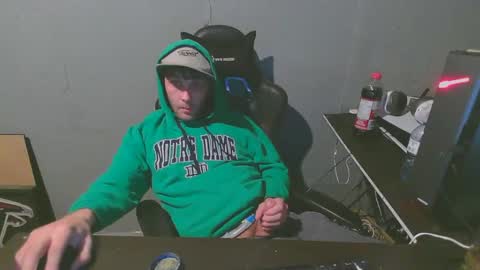 Snapshot of stonedpanda77 chatting on 12/18/24, 05:15 stonedpanda77 online show from 12/18/24, 05:15