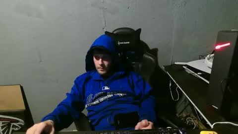 Snapshot of stonedpanda77 chatting on 12/26/24, 05:15 stonedpanda77 online show from 12/26/24, 05:15