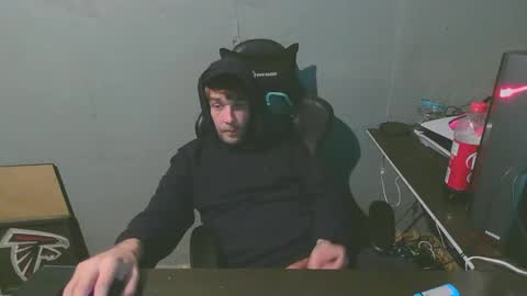 Snapshot of stonedpanda77 chatting on 12/30/24, 05:04 stonedpanda77 online show from 12/30/24, 05:04