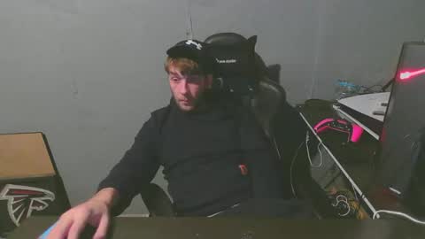 Snapshot of stonedpanda77 chatting on 12/30/24, 08:10 stonedpanda77 online show from 12/30/24, 08:10