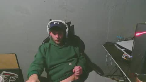 Snapshot of stonedpanda77 chatting on 01/10/25, 05:37 stonedpanda77 online show from 01/10/25, 05:37