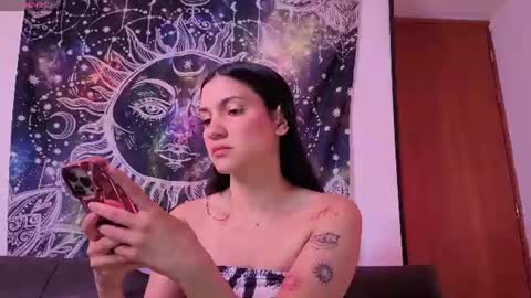 Snapshot of stonned_candy chatting on 06/29/26, 10:10 Liz online show from 06/29/26, 10:10