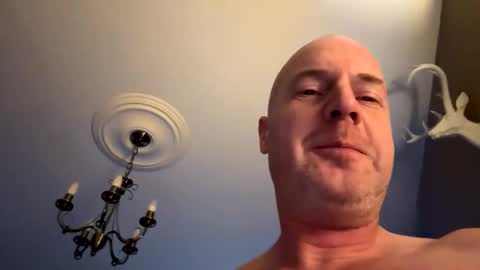 Snapshot of stoodley22 chatting on 02/07/26, 04:22 Stoodley22 online show from 02/07/26, 04:22