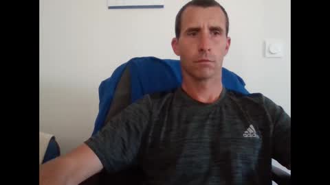 Snapshot of storanex chatting on 09/19/25, 02:18 storanex online show from 09/19/25, 02:18