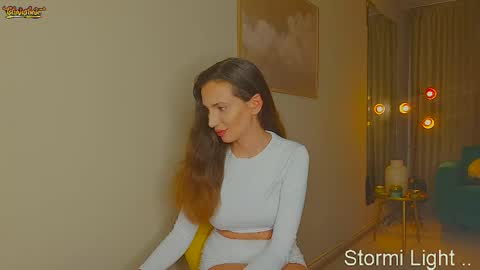 Stormi online show from 04/15/26, 07:43