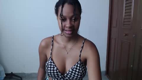 stormihills_ online show from 02/14/26, 05:32