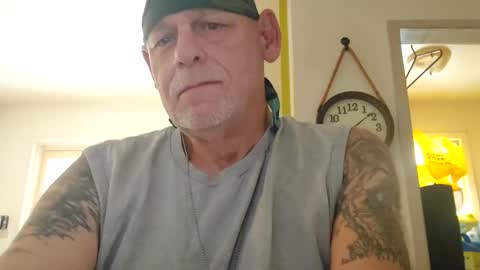Snapshot of stormynorm14 chatting on 11/17/25, 01:06 stormynorm14 online show from 11/17/25, 01:06