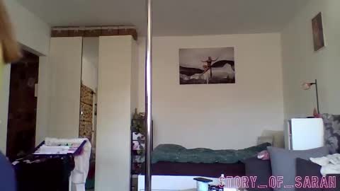 Snapshot of story_of_sarah chatting on 03/10/26, 09:36 Sarah online show from 03/10/26, 09:36