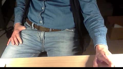 Dave online show from 11/27/25, 01:46