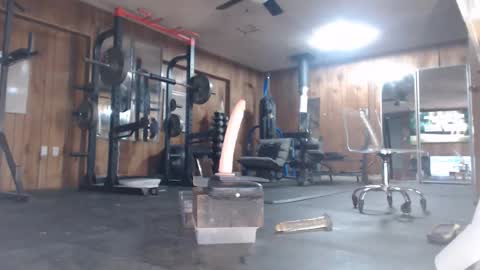 Snapshot of str8pumpnhump chatting on 11/16/25, 02:11 n8vpumpnhump online show from 11/16/25, 02:11