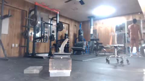 Snapshot of str8pumpnhump chatting on 11/19/25, 01:49 n8vpumpnhump online show from 11/19/25, 01:49