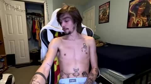 str8whiteboy21 online show from 12/13/24, 02:54