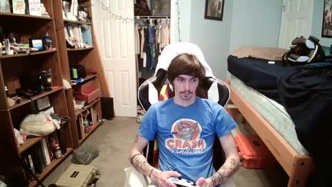 str8whiteboy21 online show from 02/04/25, 12:29