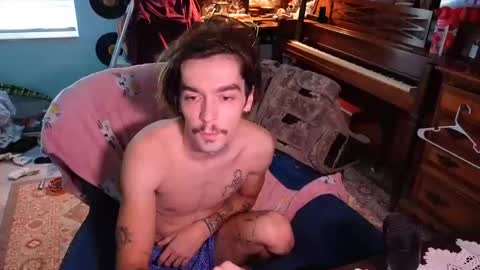 str8whiteboy21 online show from 10/05/25, 04:16