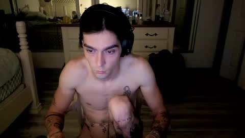 str8whiteboy21 online show from 05/12/26, 04:09