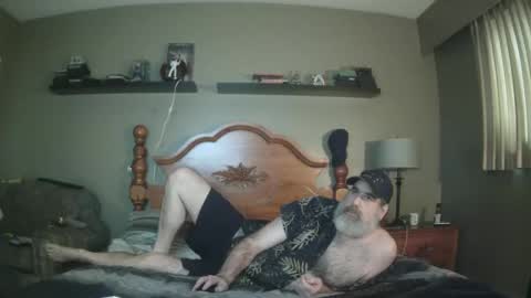Straightbear4you online show from 02/20/25, 11:54