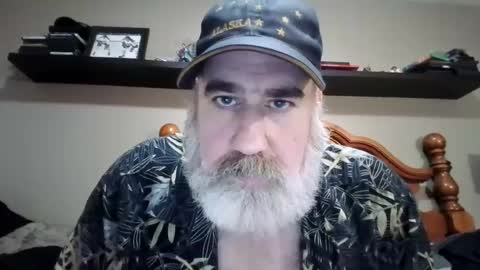 Straightbear4you online show from 09/25/25, 10:13