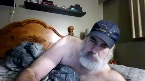 Straightbear4you online show from 10/05/25, 10:02