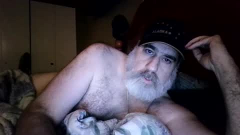 Snapshot of straightbear4you chatting on 06/11/26, 08:56 Straightbear4you online show from 06/11/26, 08:56
