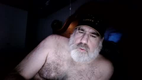 Snapshot of straightbear4you chatting on 07/28/26, 02:46 Straightbear4you online show from 07/28/26, 02:46